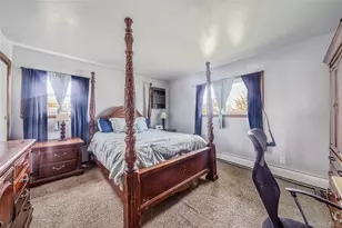 206 Prospect Pl, Bay Shore, NY 11706 - Photo 15