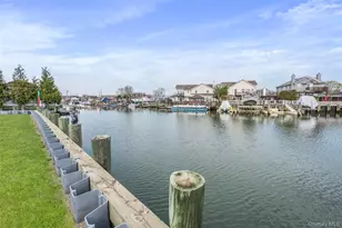 3414 Riverside Dr, Oceanside, NY 11572 - Photo 13