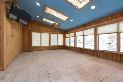 3414 Riverside Drive, Oceanside, NY 11572 - Photo 13