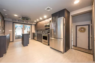 3414 Riverside Drive, Oceanside, NY 11572 - Photo 5