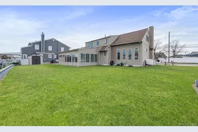3414 Riverside Drive, Oceanside, NY 11572 - Photo 15