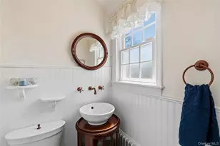 48 Davison Ln E, West Islip, NY 11795 - Photo 27