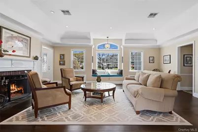 48 Davison Lane E, West Islip, NY 11795 - Photo 7