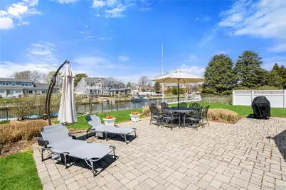 48 Davison Lane E, West Islip, NY 11795 - Photo 33