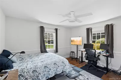 48 Davison Lane E, West Islip, NY 11795 - Photo 23
