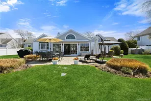 48 Davison Ln E, West Islip, NY 11795 - Photo 37