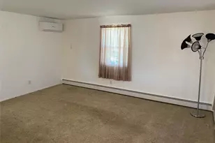 124 Chelsea Ave, West Babylon, NY 11704 - Photo 3