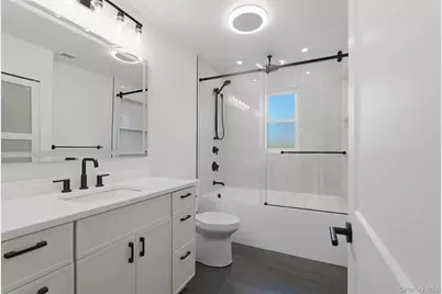 40 Calhoun Avenue, New Rochelle, NY 10801 - Photo 19