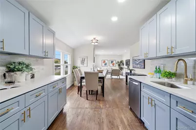 110 Heyward Street, Brentwood, NY 11717 - Photo 13