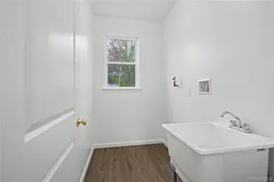8 Waverly Ave, Monticello, NY 12701 - Photo 9
