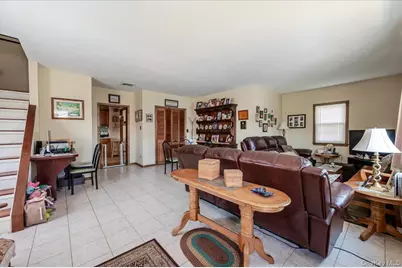 35 Healy Avenue, Inwood, NY 11096 - Photo 5
