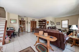 35 Healy Ave, Inwood, NY 11096 - Photo 5