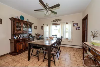 35 Healy Avenue, Inwood, NY 11096 - Photo 3