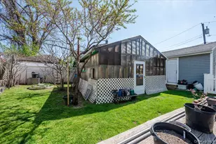 35 Healy Ave, Inwood, NY 11096 - Photo 21