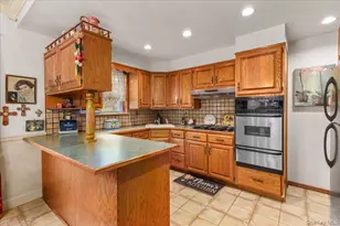 1826 Narragansett Ave, Bronx, NY 10461 - Photo 9