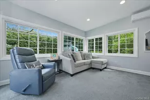 52 Wisteria Ave, Mineola, NY 11501 - Photo 15