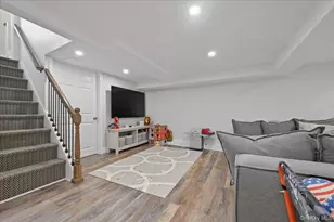 52 Wisteria Ave, Mineola, NY 11501 - Photo 25