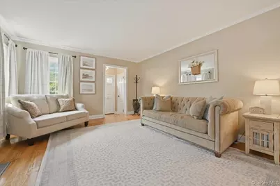 52 Wisteria Avenue, Mineola, NY 11501 - Photo 7