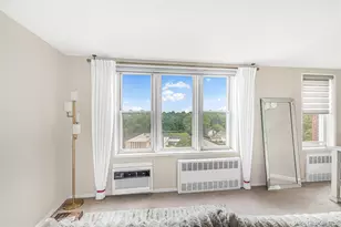 245 Rumsey Rd, Yonkers, NY 10701 - Photo 15
