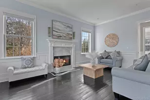 490 Montauk Hwy, Southampton, NY 11968 - Photo 11