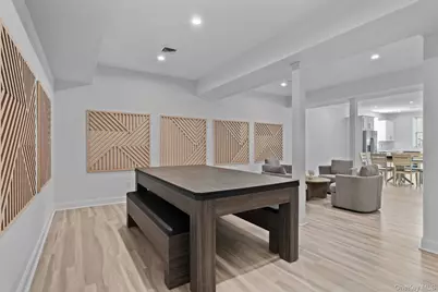 490 Montauk Highway, Southampton, NY 11968 - Photo 35