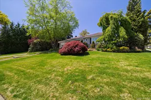 406 Jefferson St, Franklin Square, NY 11010 - Photo 3