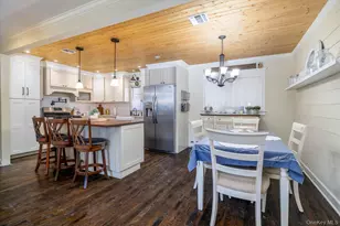 406 Jefferson St, Franklin Square, NY 11010 - Photo 11