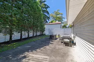 406 Jefferson St, Franklin Square, NY 11010 - Photo 5