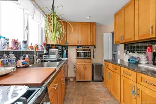 65 Liggett Rd, Valley Stream, NY 11581 - Photo 7