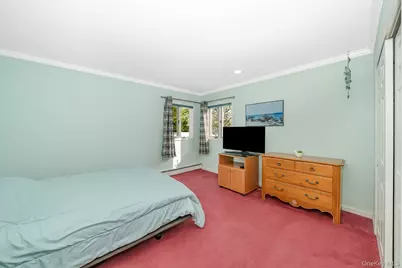 18 Byron Road, Commack, NY 11725 - Photo 21
