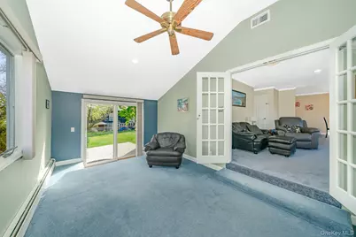 18 Byron Road, Commack, NY 11725 - Photo 17