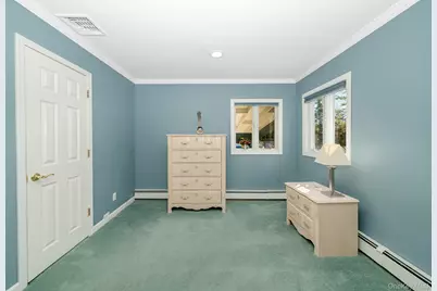 18 Byron Road, Commack, NY 11725 - Photo 19