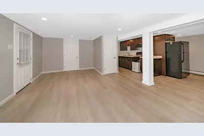 18 Byron Road, Commack, NY 11725 - Photo 23