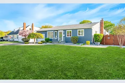 18 Byron Road, Commack, NY 11725 - Photo 3