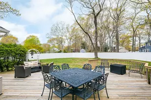 4 Mt Oak Pl, Ridge, NY 11961 - Photo 23