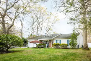 4 Mt Oak Pl, Ridge, NY 11961 - Photo 3