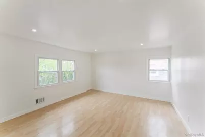5 Edward Avenue, Hicksville, NY 11801 - Photo 21