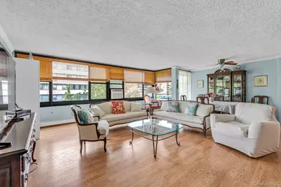 166-26 Powells Cove Boulevard #5D, Whitestone, NY 11357 - Photo 1