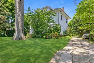 15 Wilson Ln, Rockville Centre, NY 11570 - Photo 3