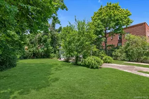 15 Wilson Ln, Rockville Centre, NY 11570 - Photo 29