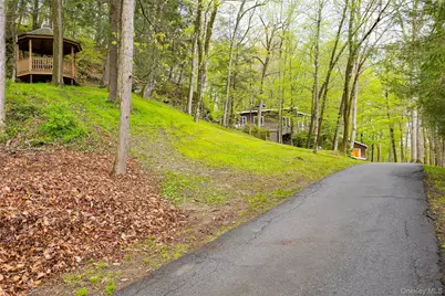112 Old Sylvan Lake Road, Hopewell Junction, NY 12533 - Photo 39