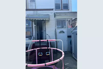 10309 32nd Avenue, East Elmhurst, NY 11369 - Photo 11