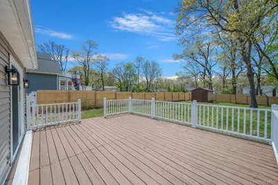 94 Rosemary Lane, Centereach, NY 11720 - Photo 27