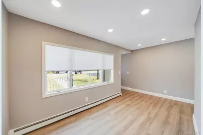 94 Rosemary Lane, Centereach, NY 11720 - Photo 9