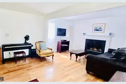 66 Corbin Avenue, Shirley, NY 11967 - Photo 5
