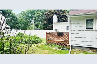 66 Corbin Avenue, Shirley, NY 11967 - Photo 15