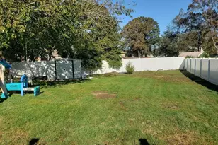 56 Benjoe Dr, Amityville, NY 11701 - Photo 3