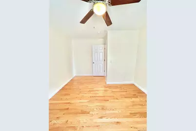 164 Rossiter Avenue, Yonkers, NY 10701 - Photo 27