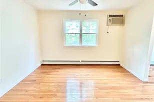 164 Rossiter Ave, Yonkers, NY 10701 - Photo 7
