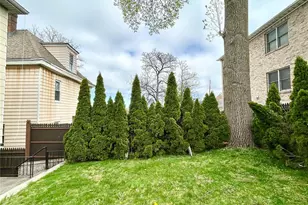 164 Rossiter Ave, Yonkers, NY 10701 - Photo 15